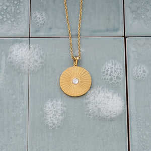 Radiant Necklace i forgylt stål