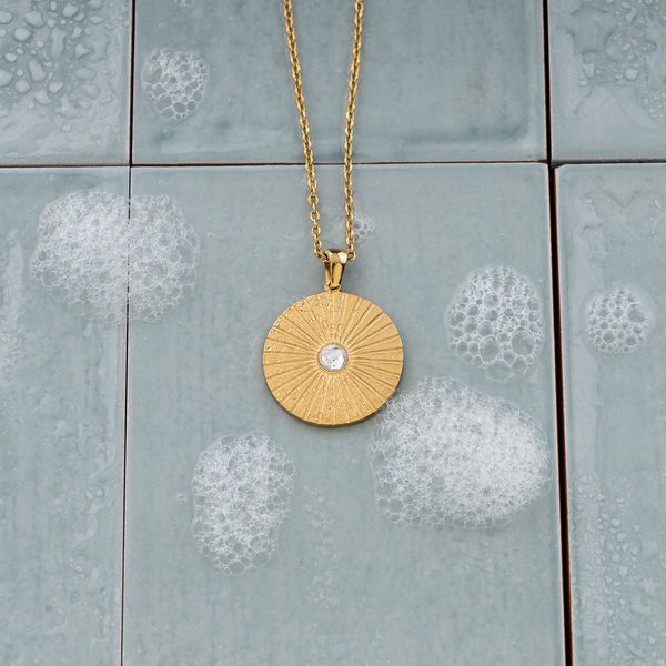 Radiant Necklace i forgylt stål