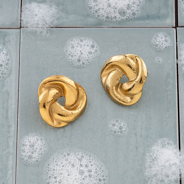 Kindred Studs i forgylt stål